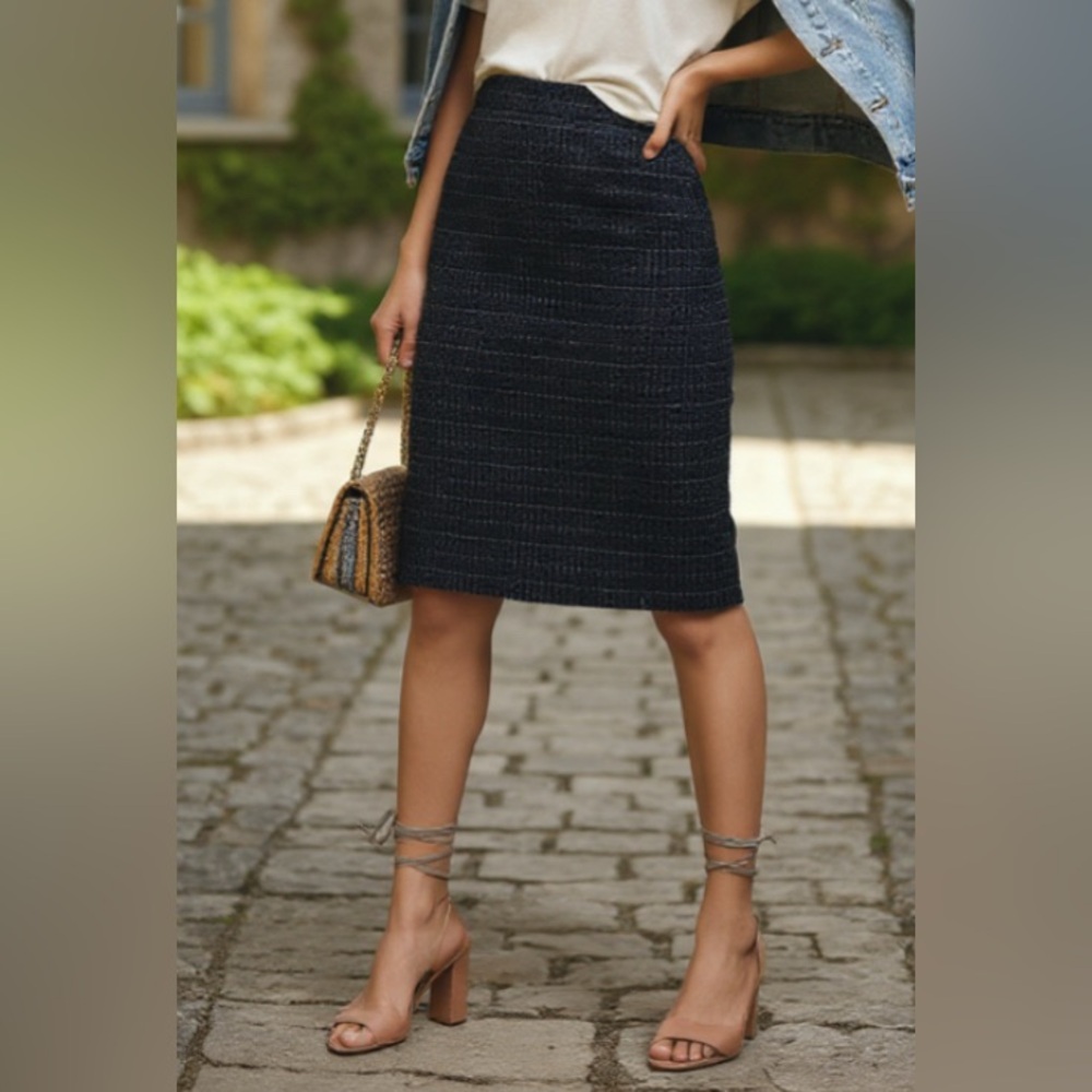 Anthropologie Navy Pencil Skirt, zipper back size medium